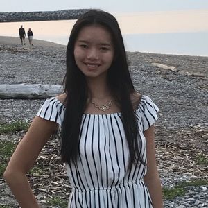 Meet your Posher, Emy-lee